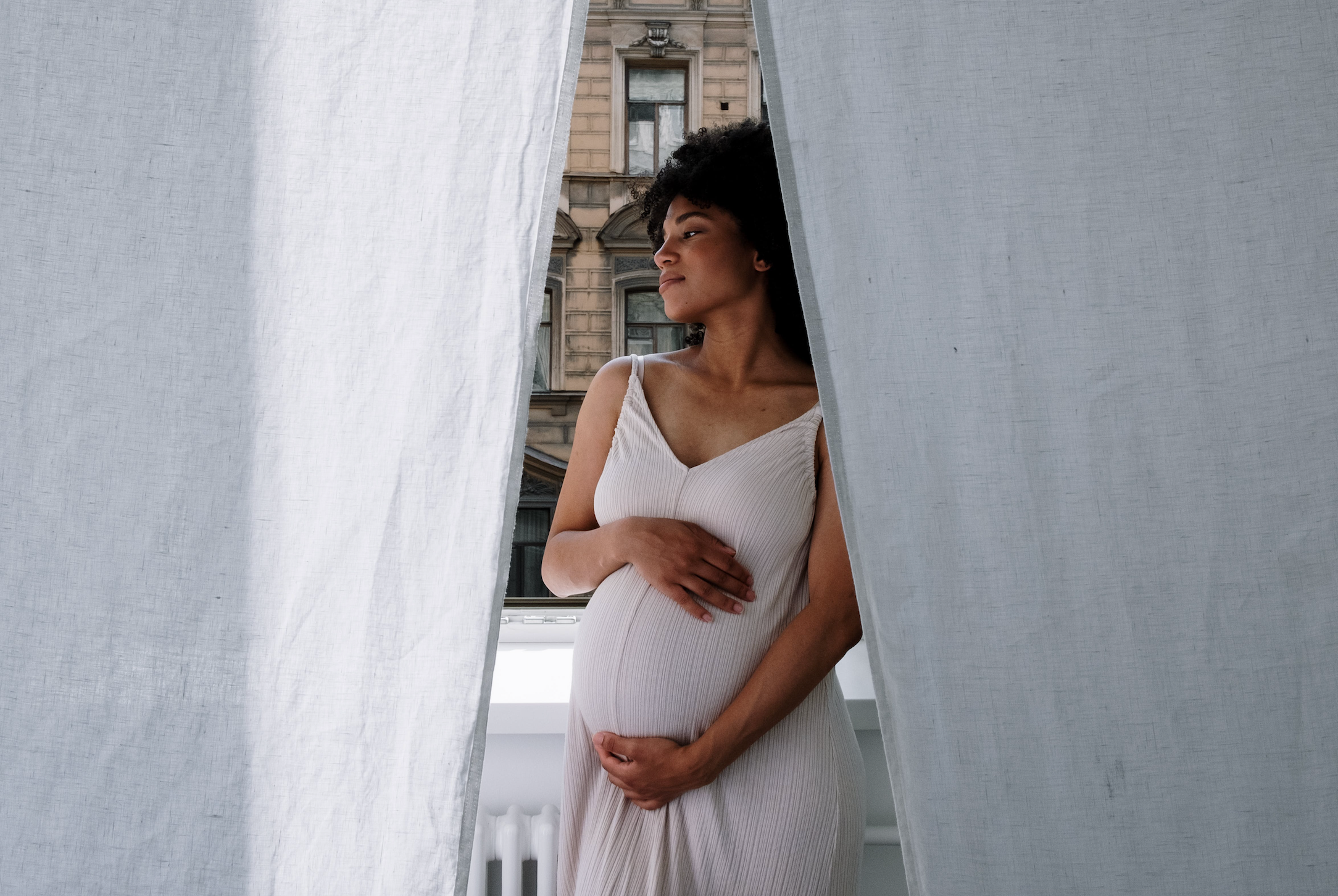 How to Use Tallow Balm for Pregnancy Skin Comfort